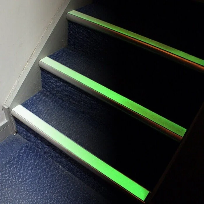 Banda Adeziva Antialunecare Fluorescenta Lungime 18.3 m, Latime 25 mm, Culoare Fluorescent, Tip Standard, Buc / Pachet 10-Ben...