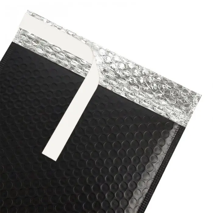 Plic Cu Bule Din Polietilena Poly Bubble, Dimensiuni 240 x 350 mm, Clapeta 50 mm, Culoare Negru-Plicuri Cu Protectie Pentru A...