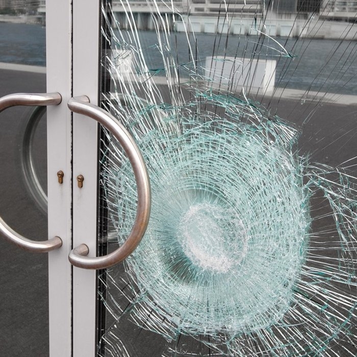 Folie De Securitate-Folie De Securitate Si Antiefractie