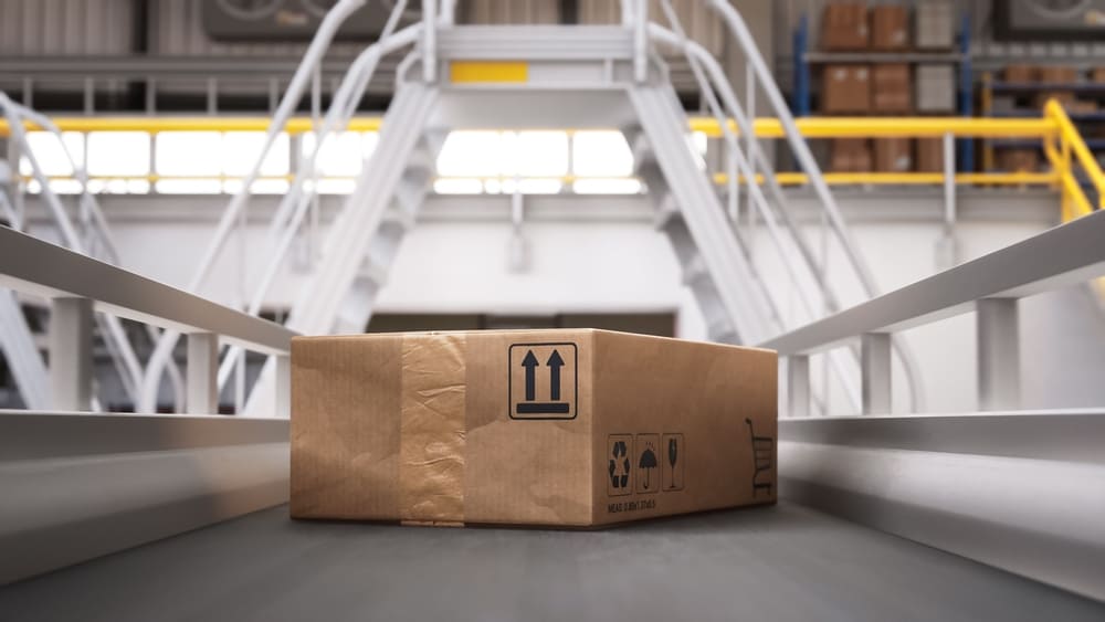 cutie de carton pregatita pentru transport international