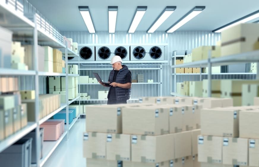depozit cu temperatura controlata pentru cutii termoizolante cu produse farmaceutice